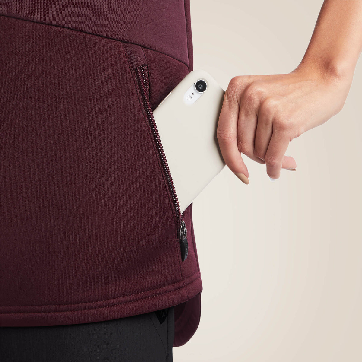 Sina Fleece Scrub Vest - Ariat Exclusive