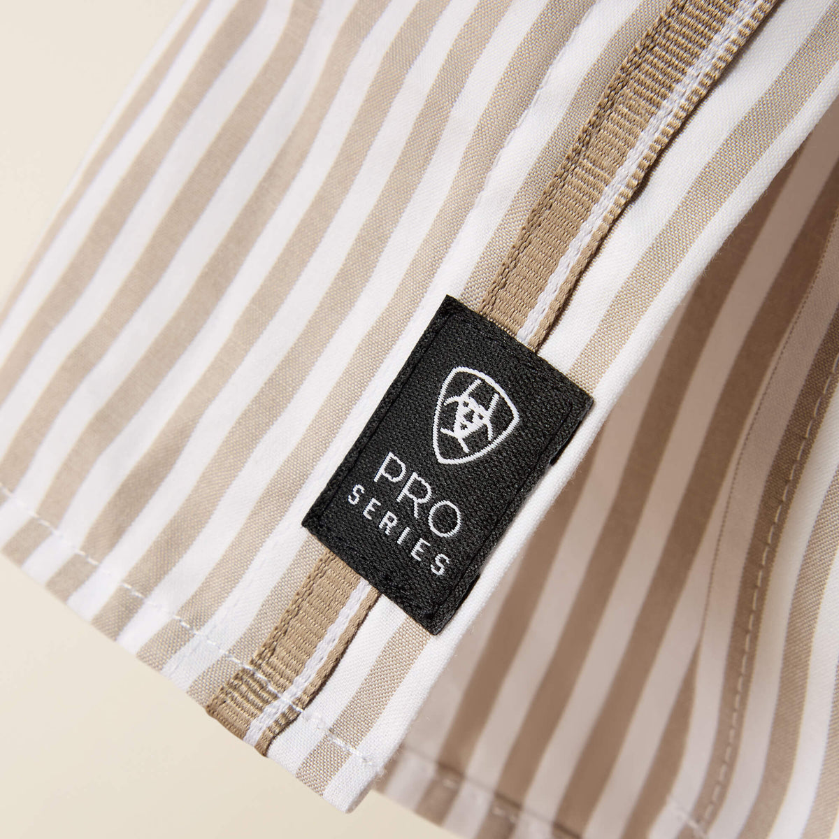 Pro Series Frasier Fitted Snap Shirt - Ariat Classic