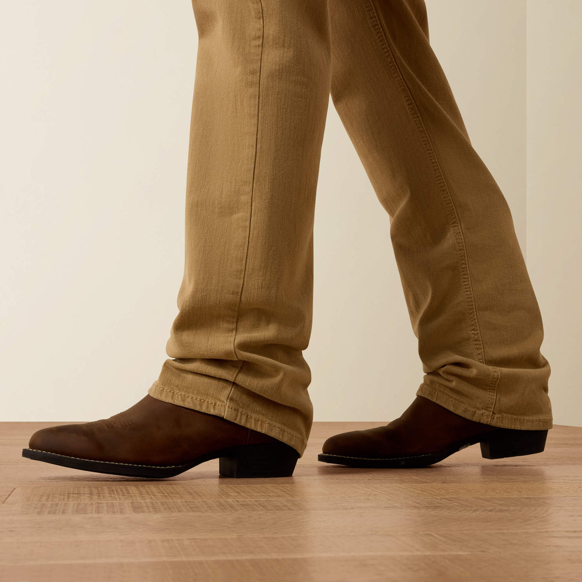M5 Straight Oliver Straight Leg Jeans - Ariat Discount