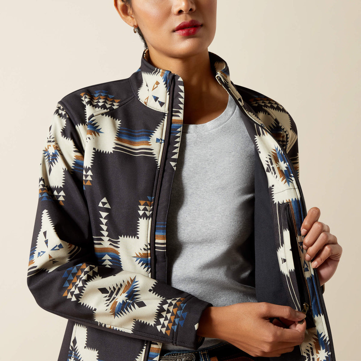 Ariat Logo Softshell Print Jacket - Ariat Great Value