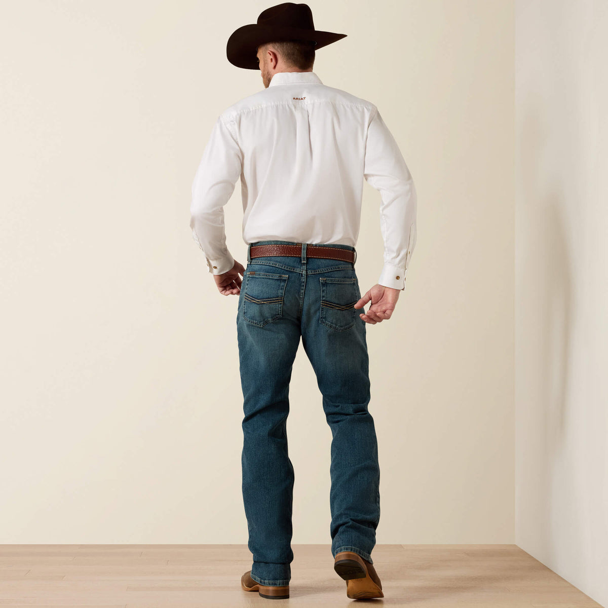 M4 Stretch Legacy Boot Cut Jean - Ariat Essential