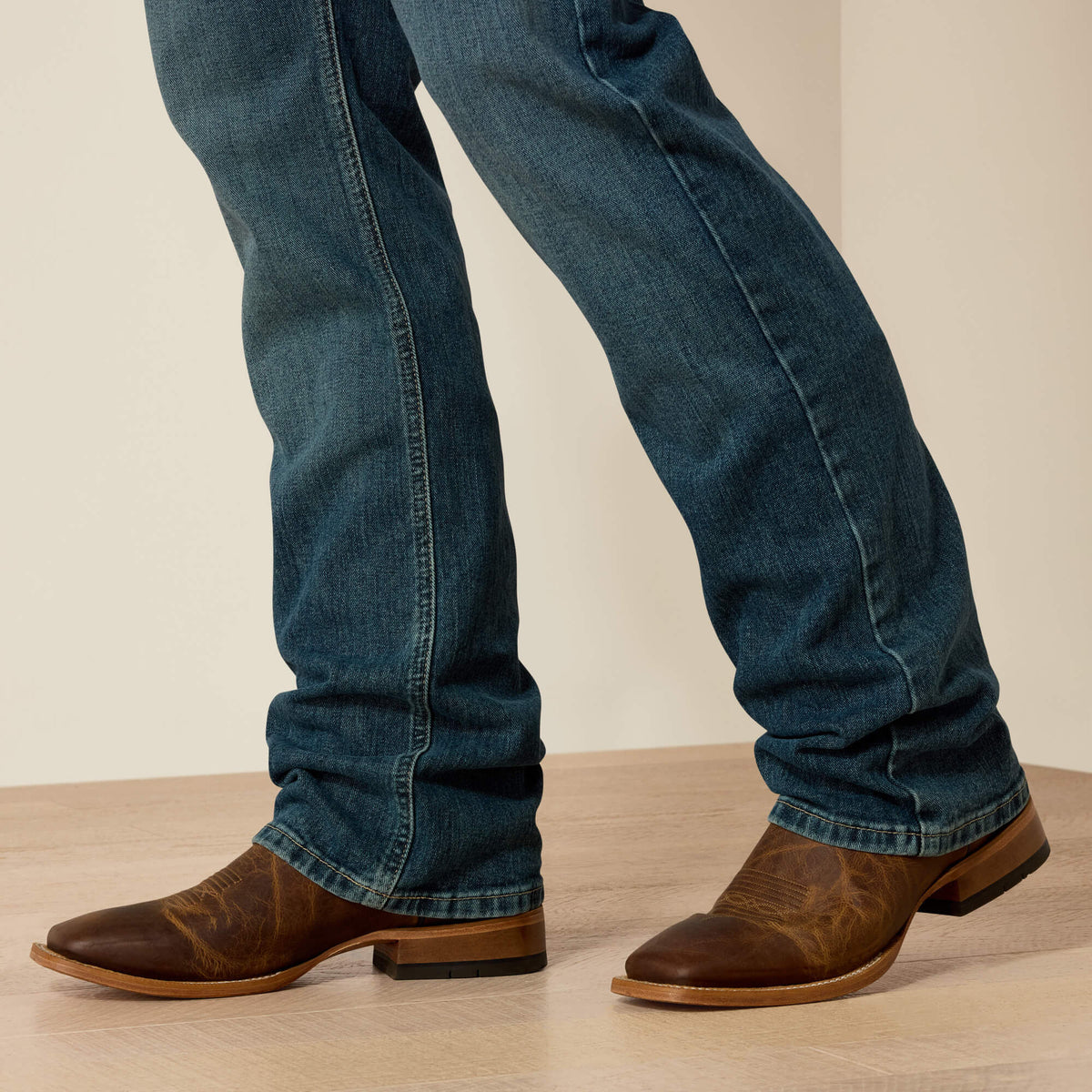 M4 Stretch Legacy Boot Cut Jean - Ariat Essential