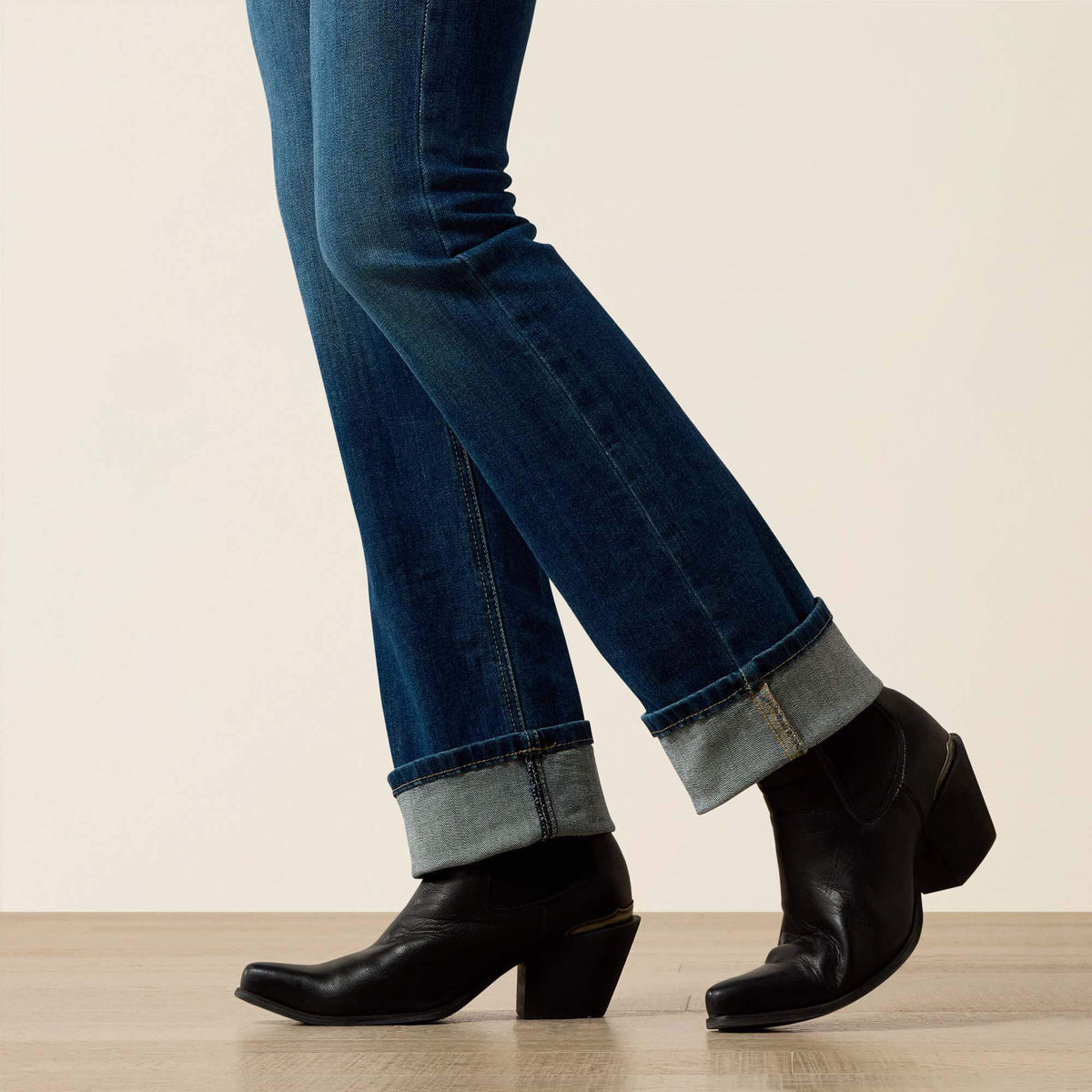 Perfect Rise Abby Straight Leg Jean - Ariat Trending