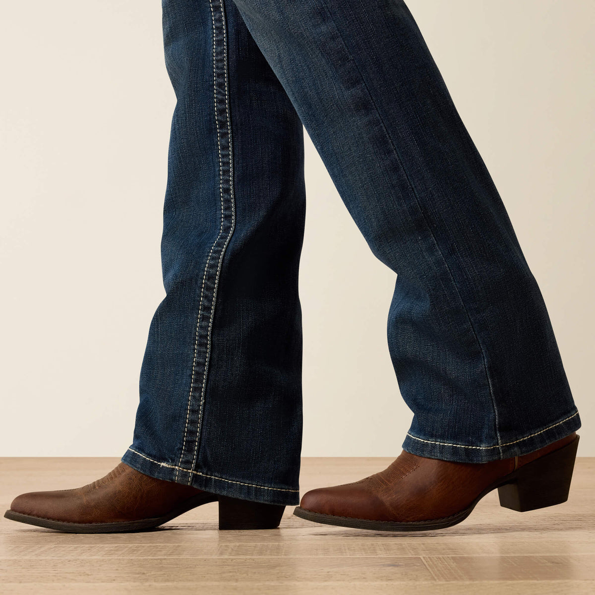 Mid Rise Ivy Straight Leg Jean - Ariat Great Value
