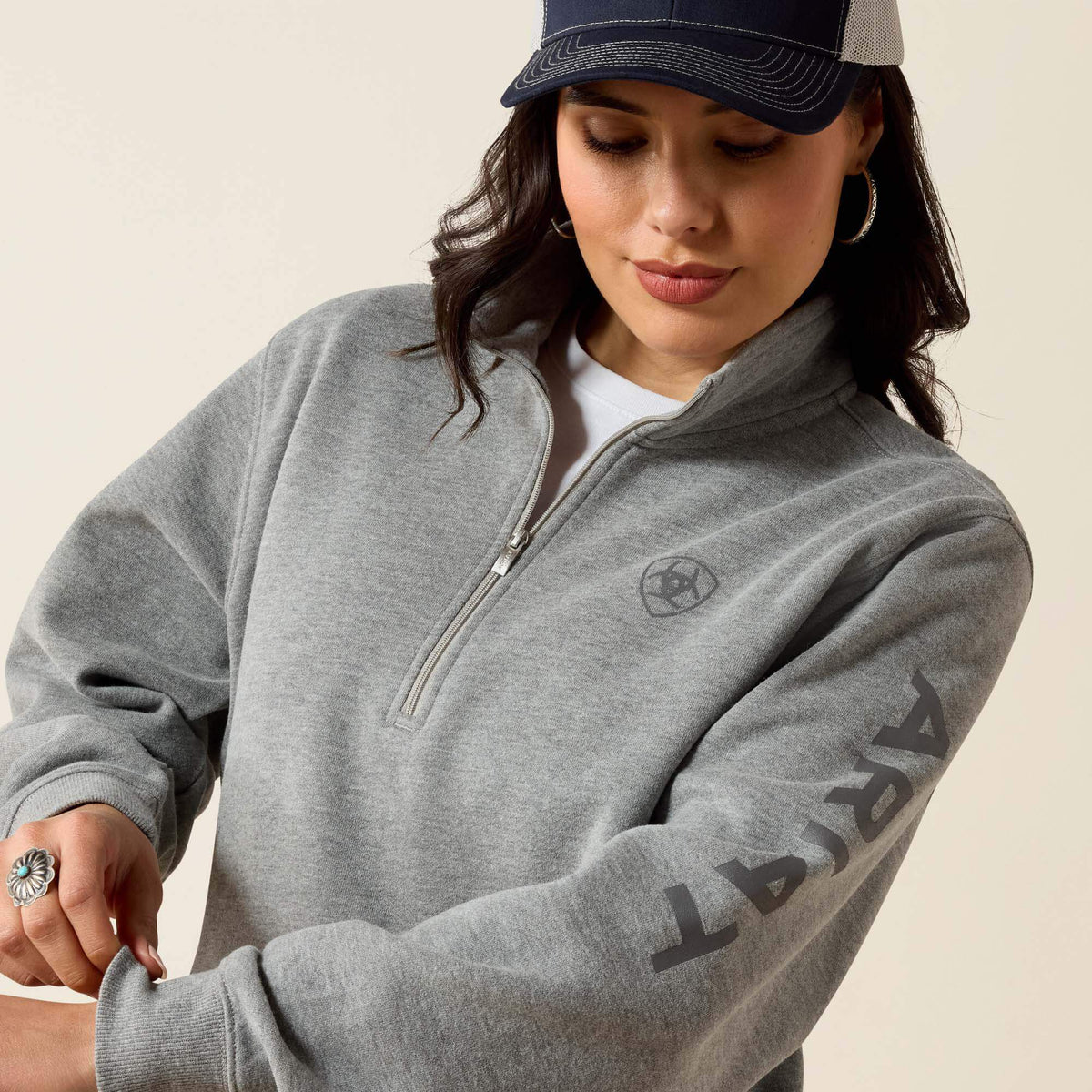 Foundation Logo 1/2 Zip Sweatshirt - Ariat Essential