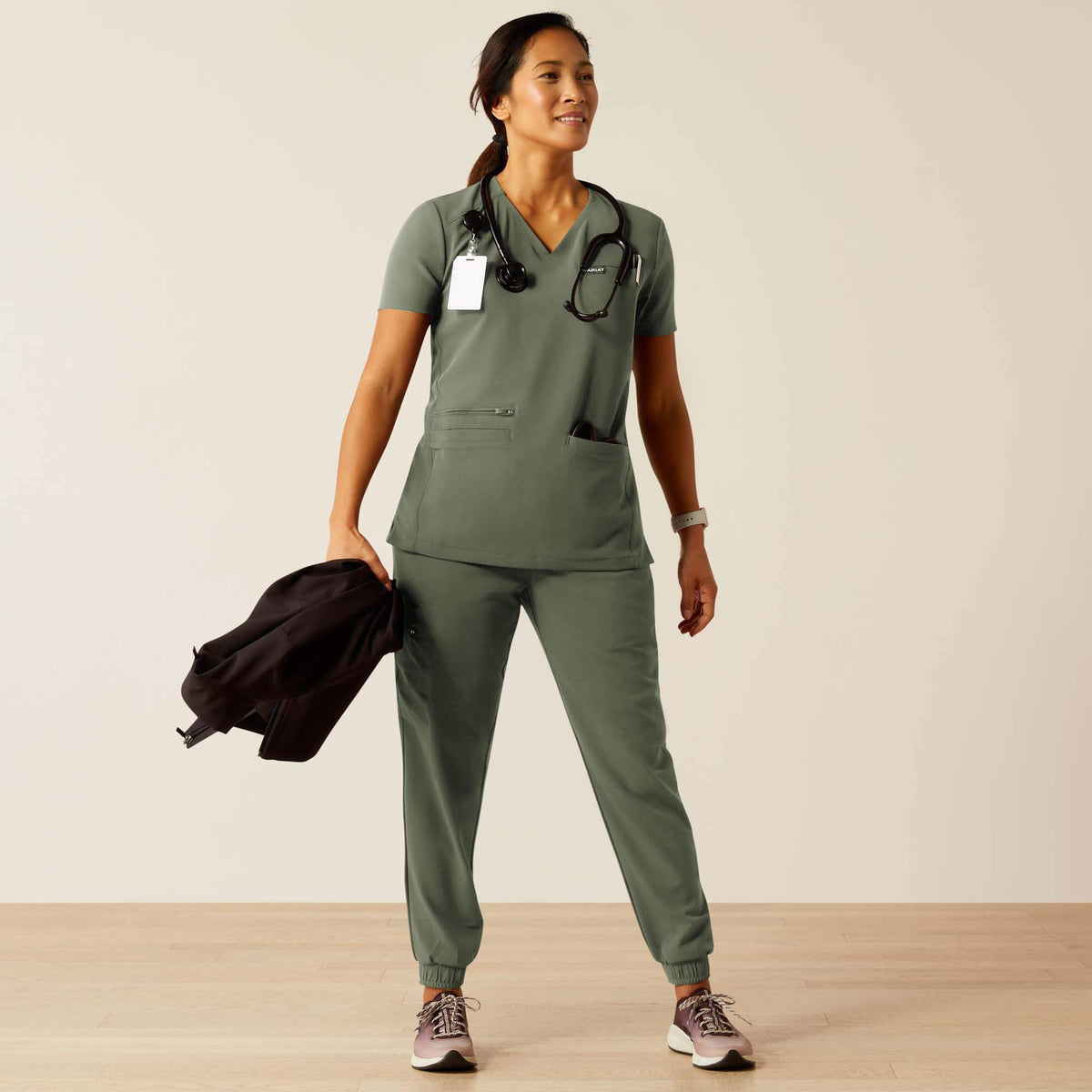 Clara 6 Pocket Scrub Top - Ariat Everyday