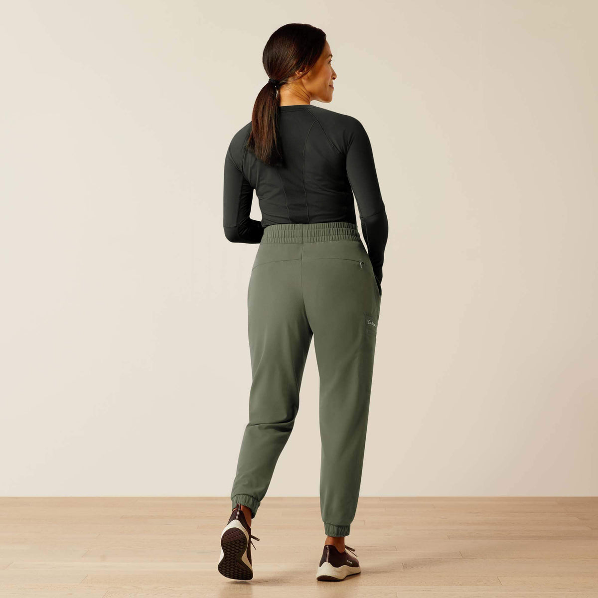 Blackwell Cargo Stretch Jogger Scrub Pant - Ariat Top Pick