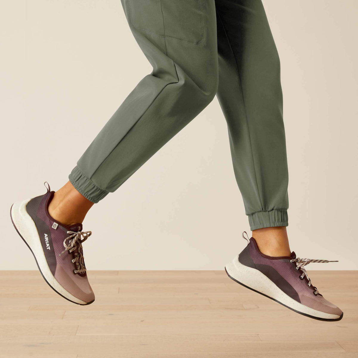 Blackwell Cargo Stretch Jogger Scrub Pant - Ariat Top Pick