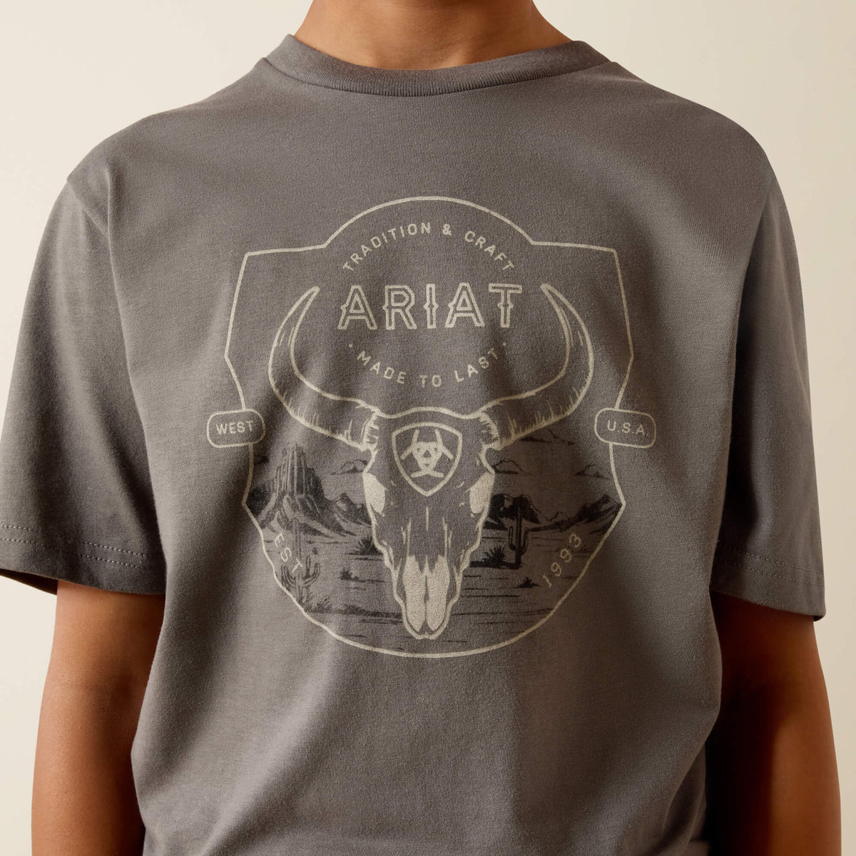 Ariat Desert Badge Tradition T-Shirt - Ariat Premium