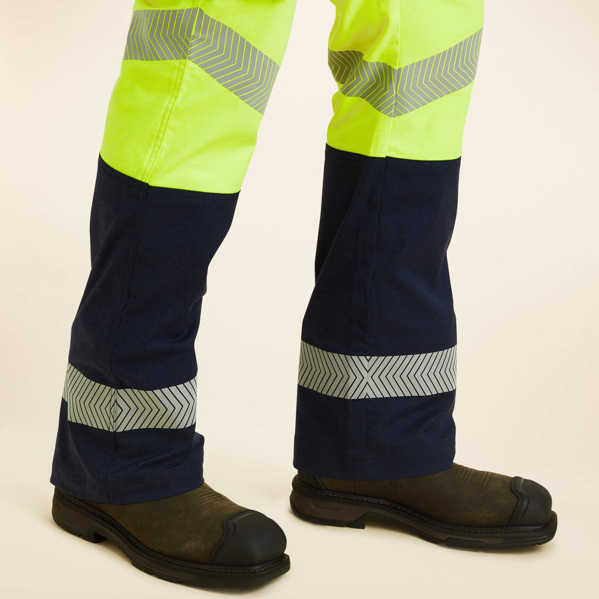 FR M7 Slim Hi-Vis Duralight Twill DuraStretch Straight Leg Pants - Ariat Signature