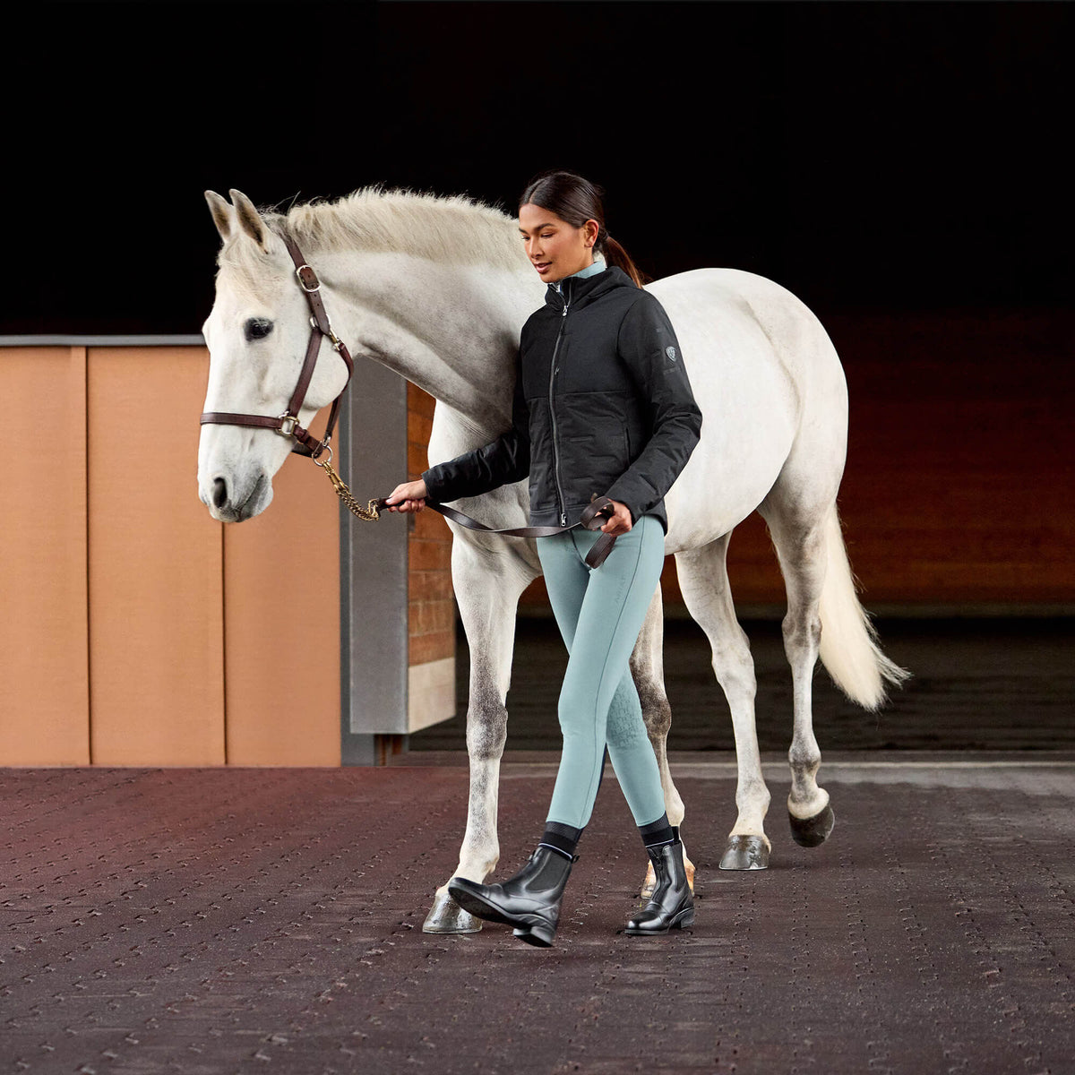 Tri Factor Vivacity Heat Half Grip Breech - Ariat Value