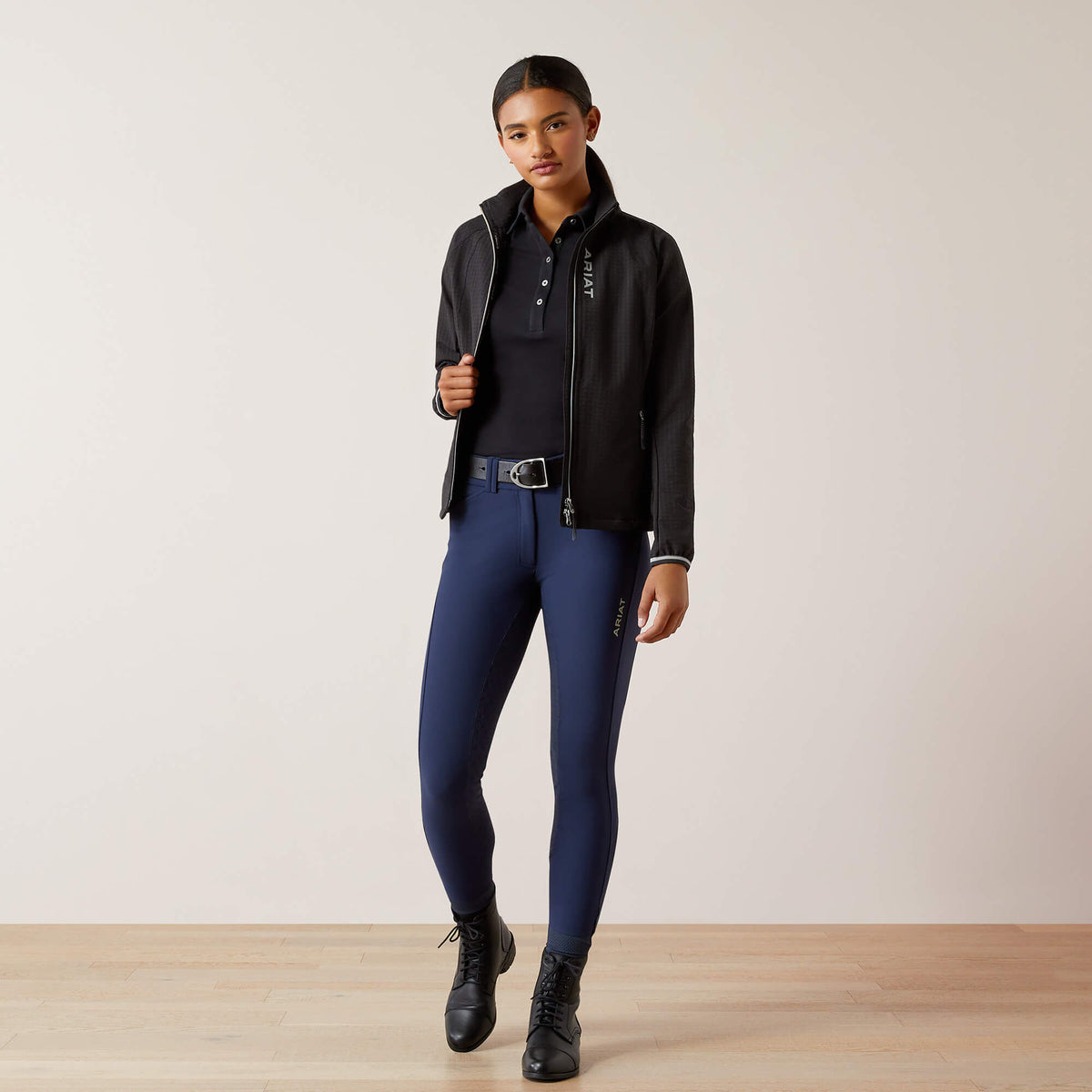 Versa Jacket - Ariat Signature