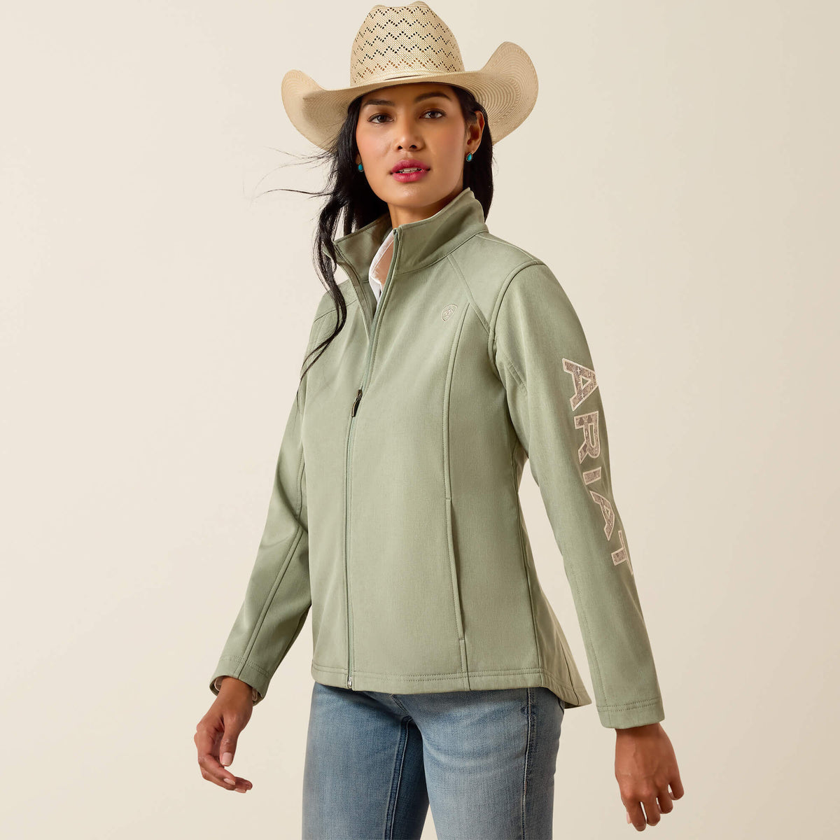 Ariat Logo Softshell Jacket - Ariat Great Value