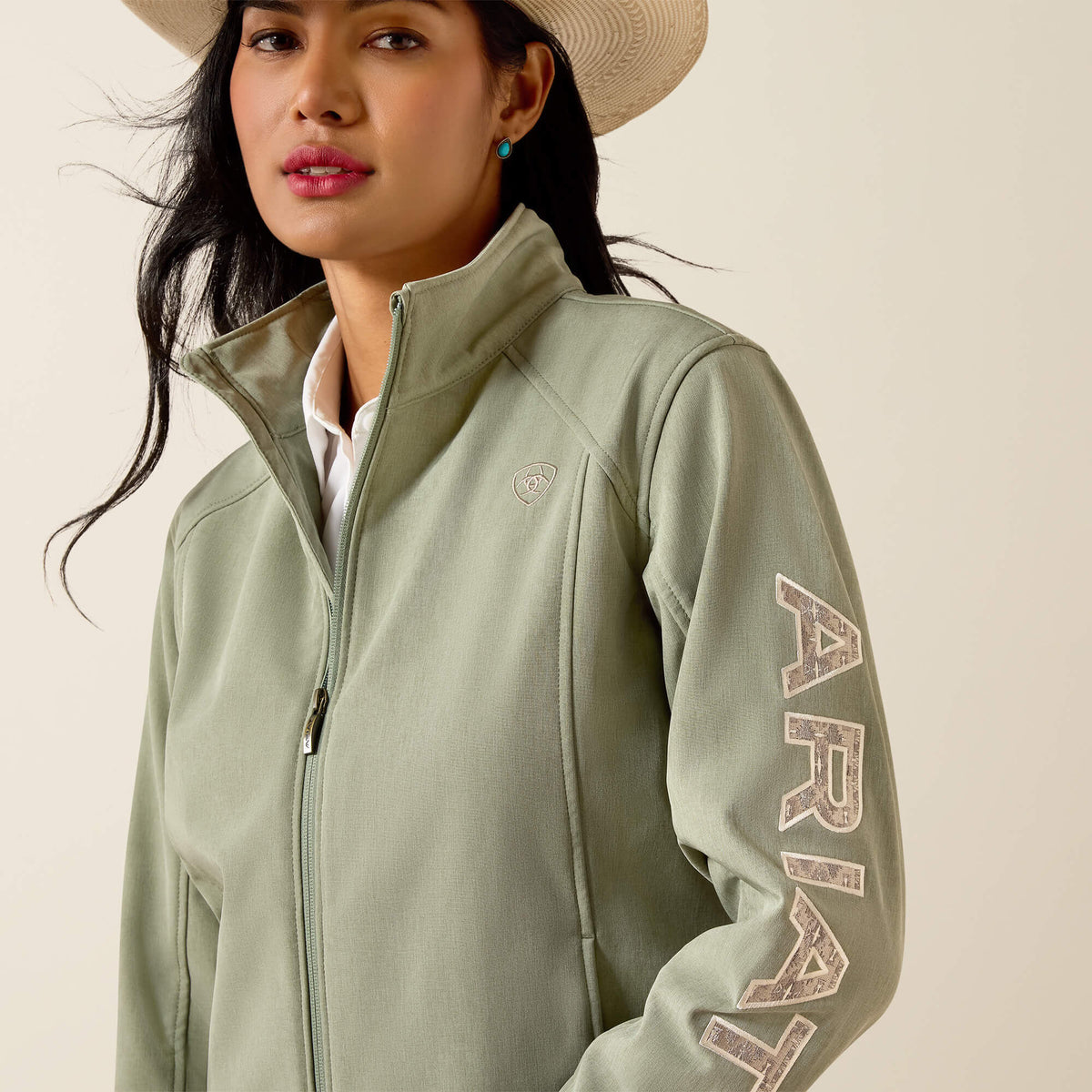 Ariat Logo Softshell Jacket - Ariat Great Value