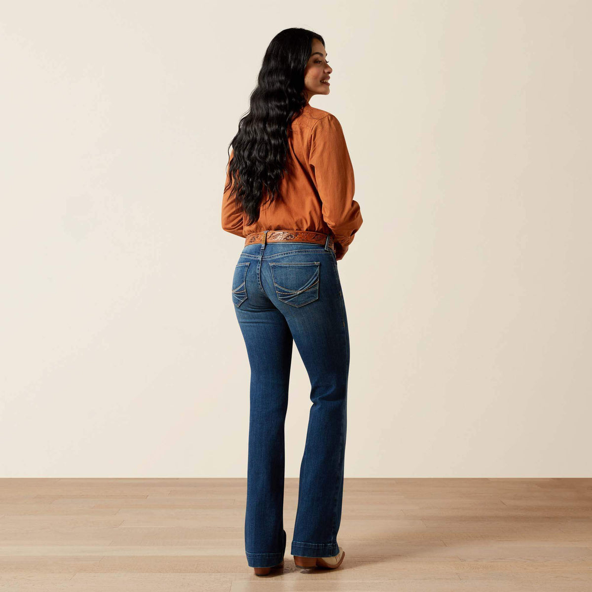 Perfect Rise Leslie Slim Trouser Jeans - Ariat Featured