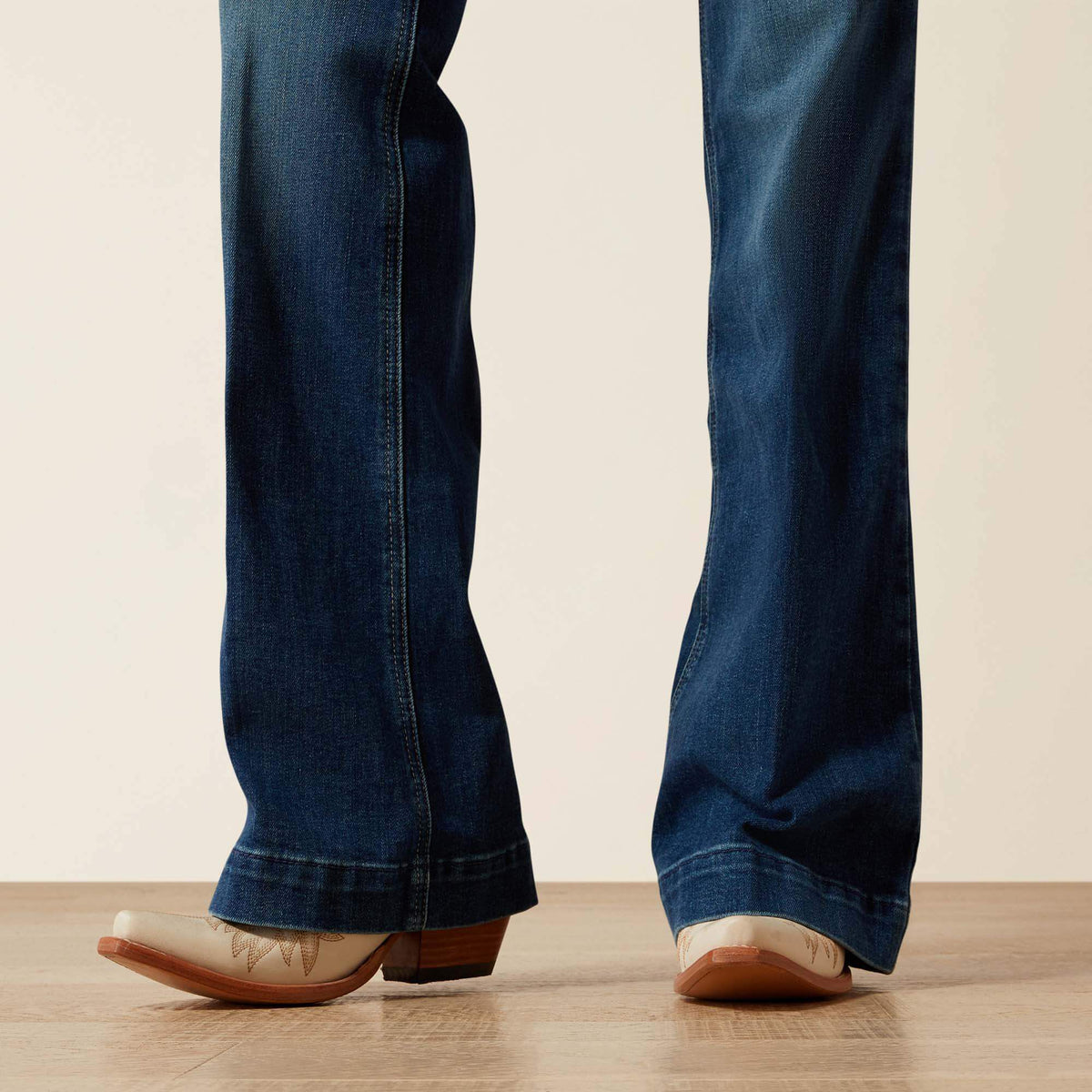 Perfect Rise Leslie Slim Trouser Jeans - Ariat Featured