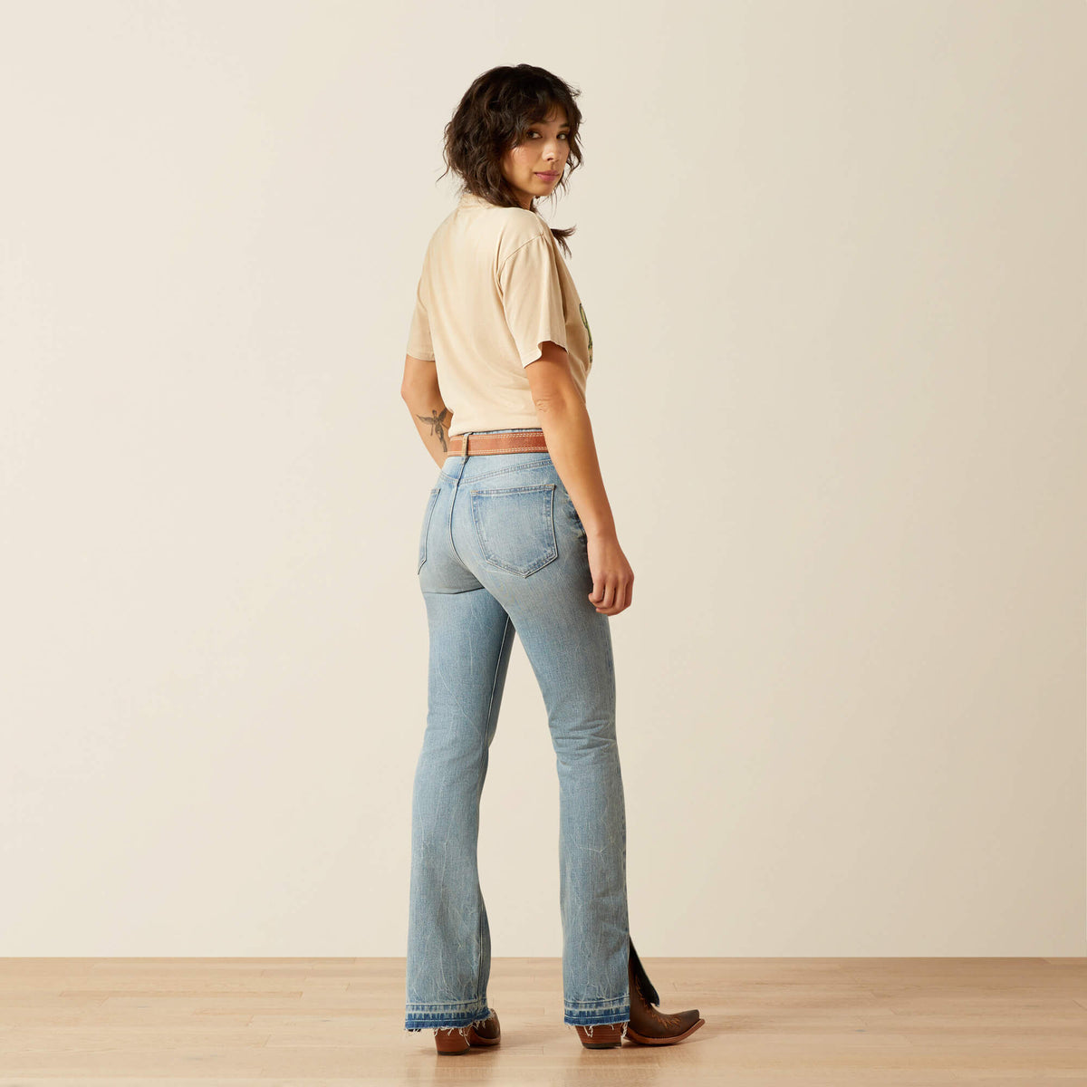 Ultra High Rise Tomboy Jazmine Boot Cut Jean - Ariat Trending