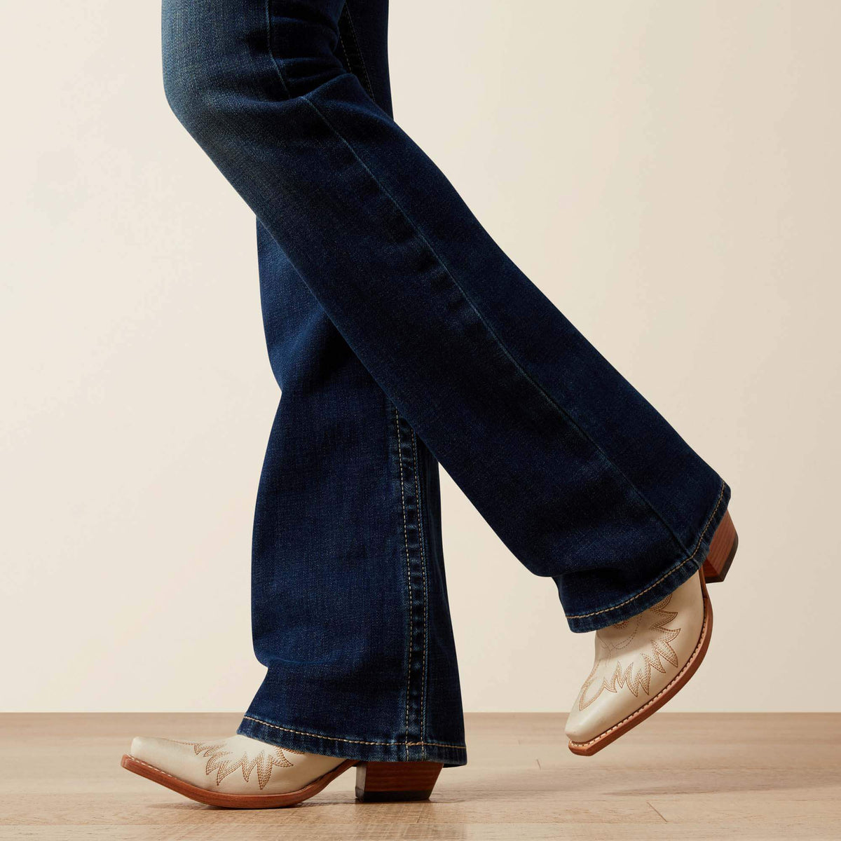 Perfect Rise Adalynne Boot Cut Jean - Ariat Exclusive