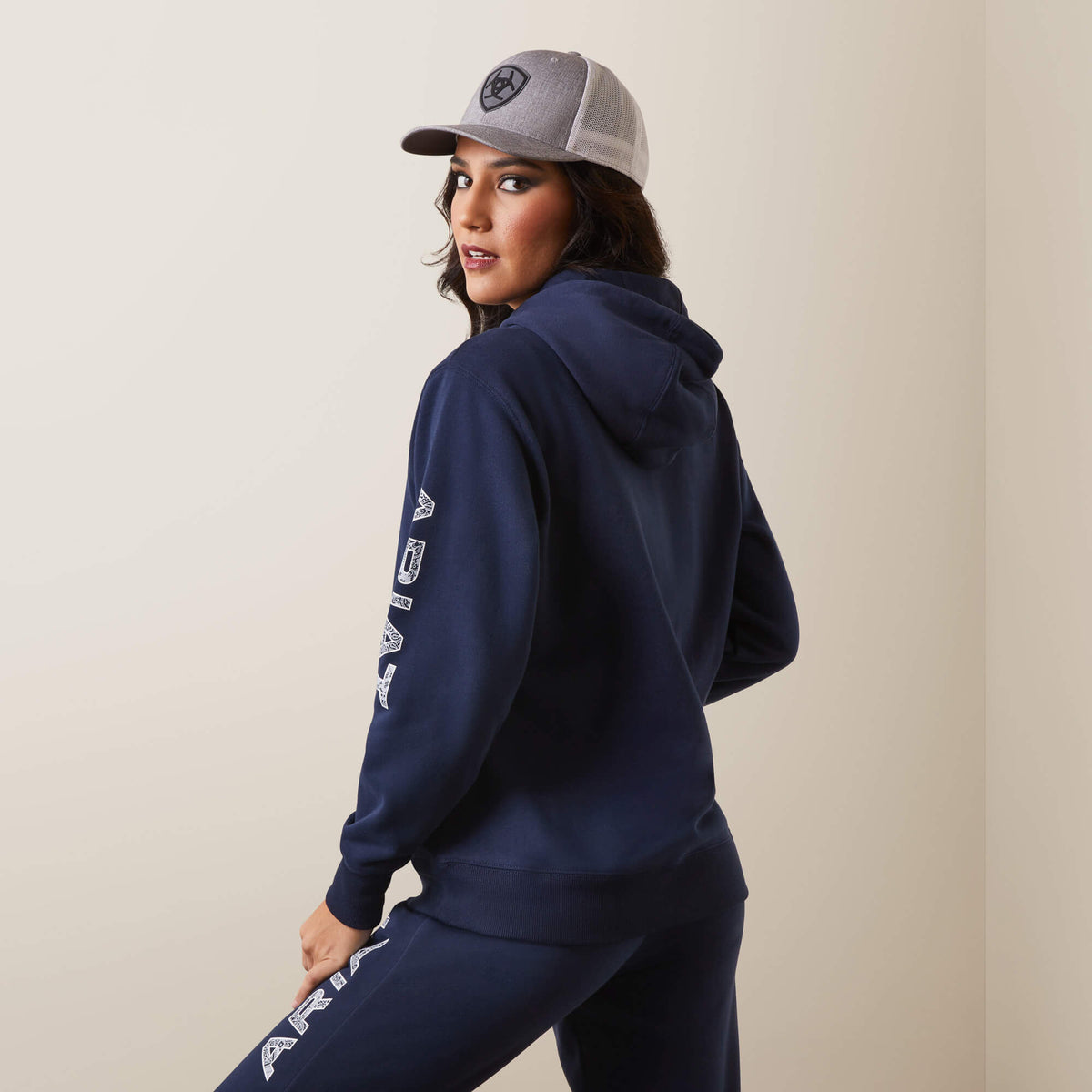 Ariat Logo Hoodie - Ariat Signature