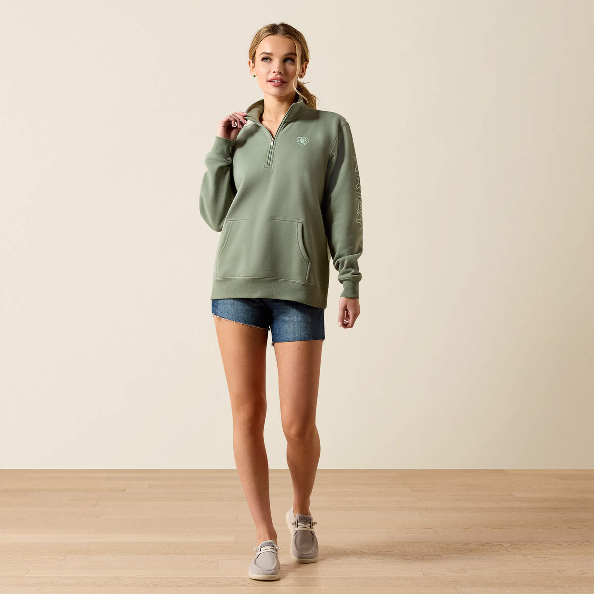Foundation Logo 1/2 Zip Sweatshirt - Ariat Smart Buy