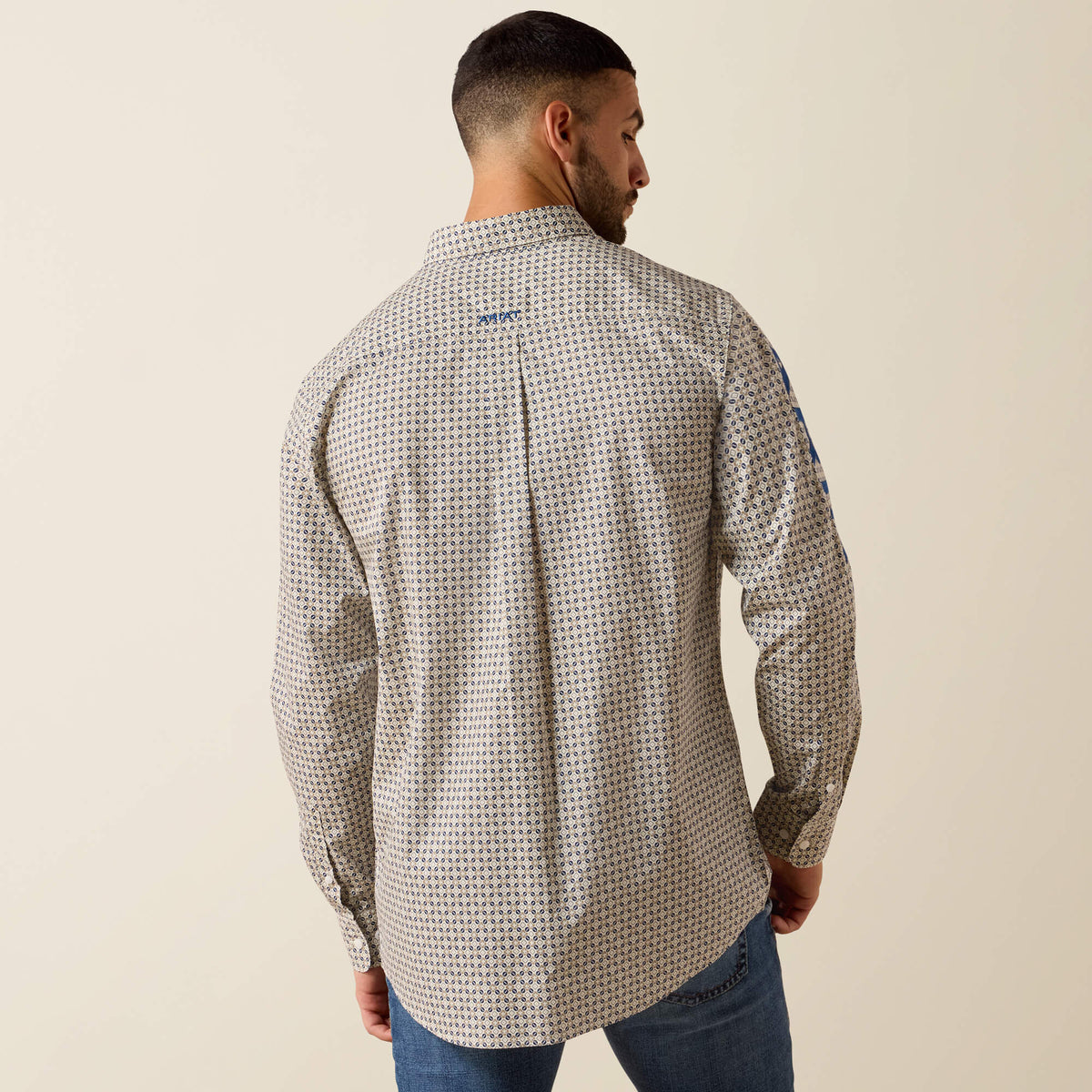 Team Welles Fitted Shirt - Ariat Smart Buy
