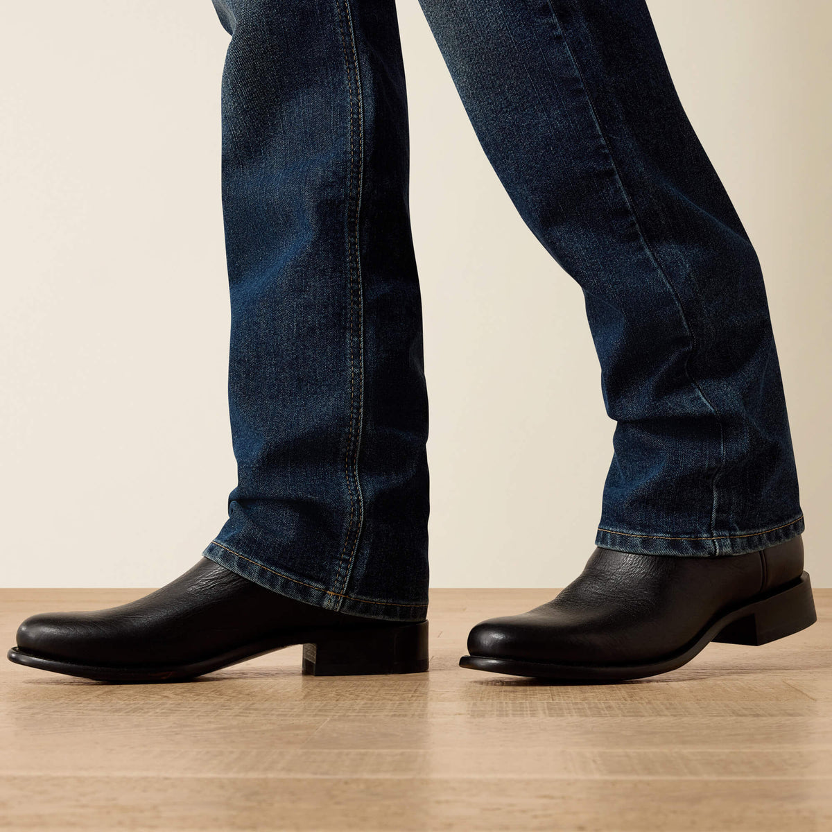 M7 Slim Ray Classic Rise Pro Series Straight Leg Jeans - Ariat Premium