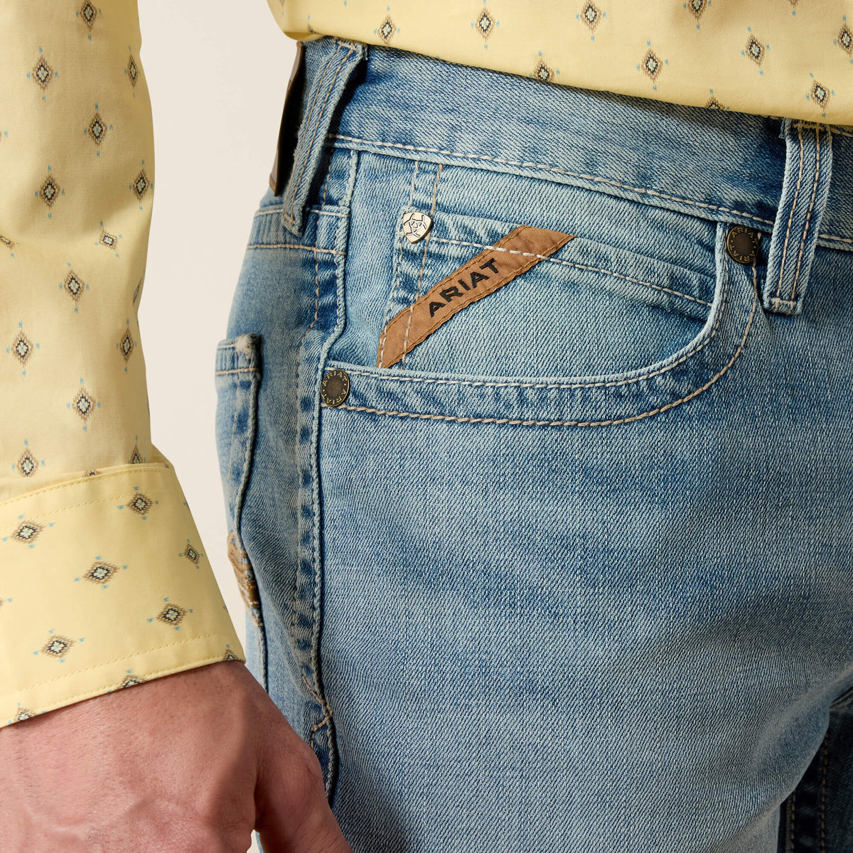 M4 Relaxed Gus Boot Cut Jeans - Ariat Signature
