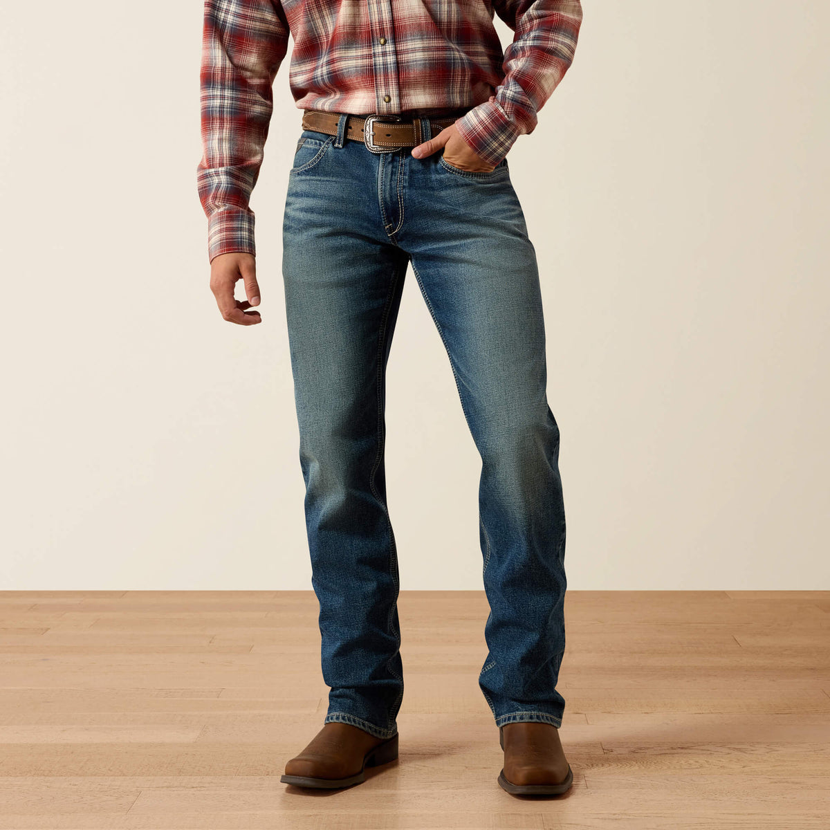 M4 Relaxed Acclimatize Dayne Boot Cut Jean - Ariat Essential