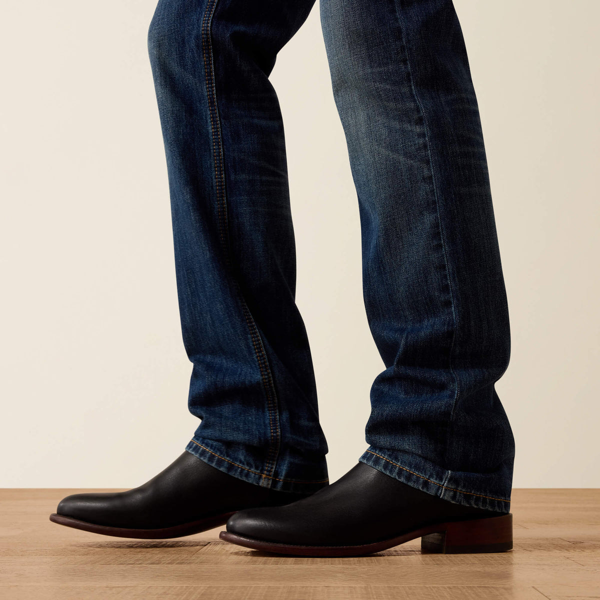 M7 Slim Adam Classic Rise Straight Leg Jeans - Ariat Premium