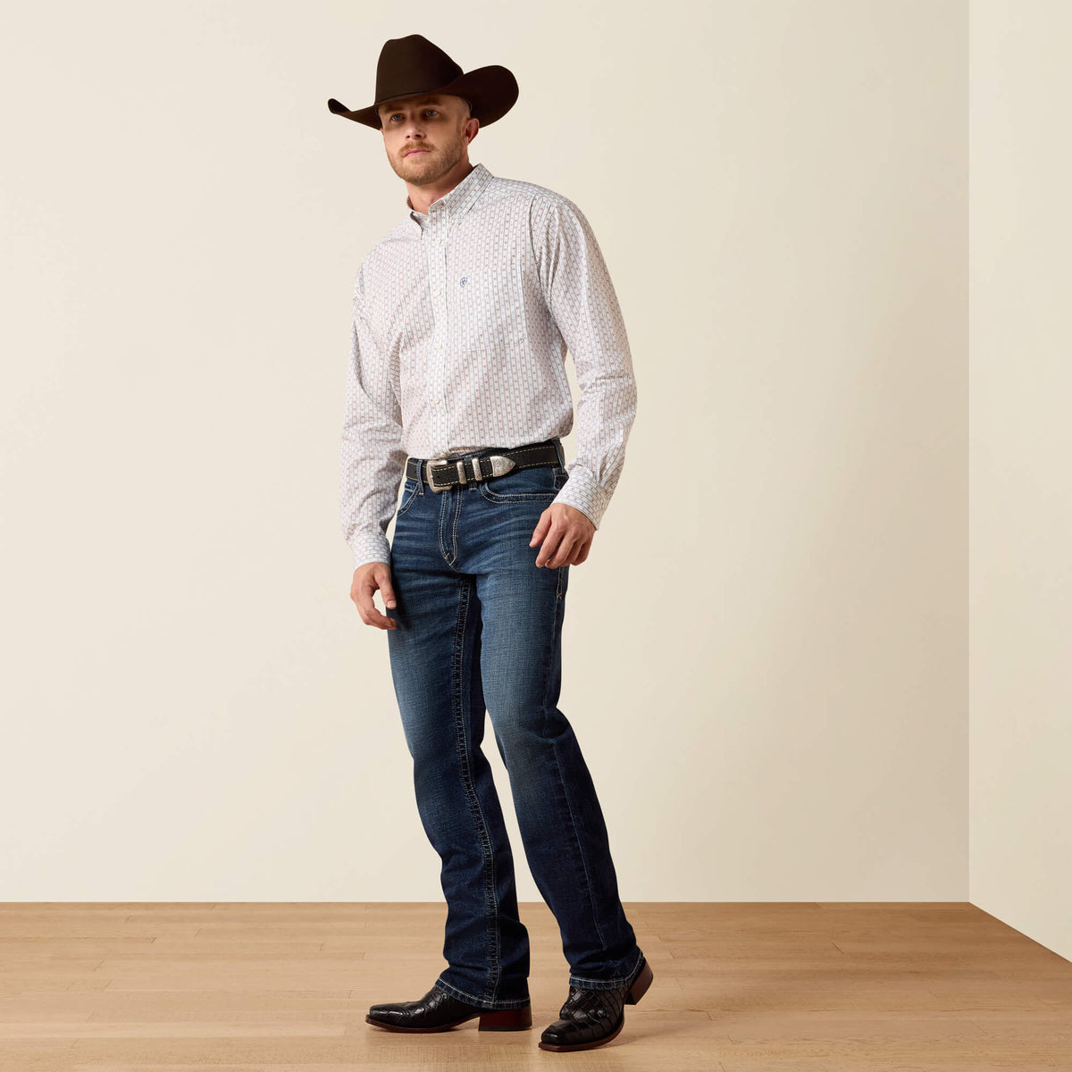 M4 Relaxed Landon Straight Leg Jeans - Ariat Featured