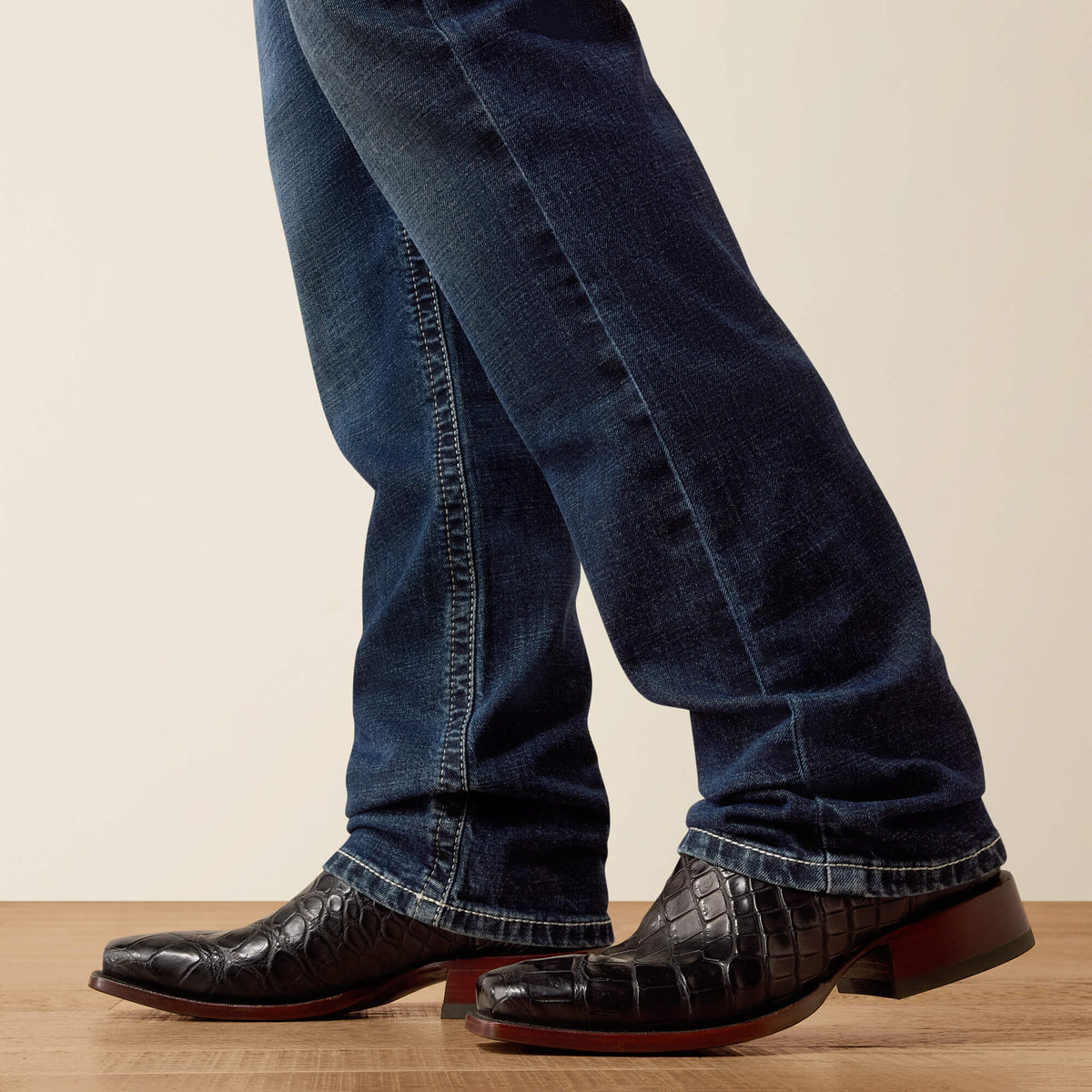 M4 Relaxed Landon Straight Leg Jeans - Ariat Featured