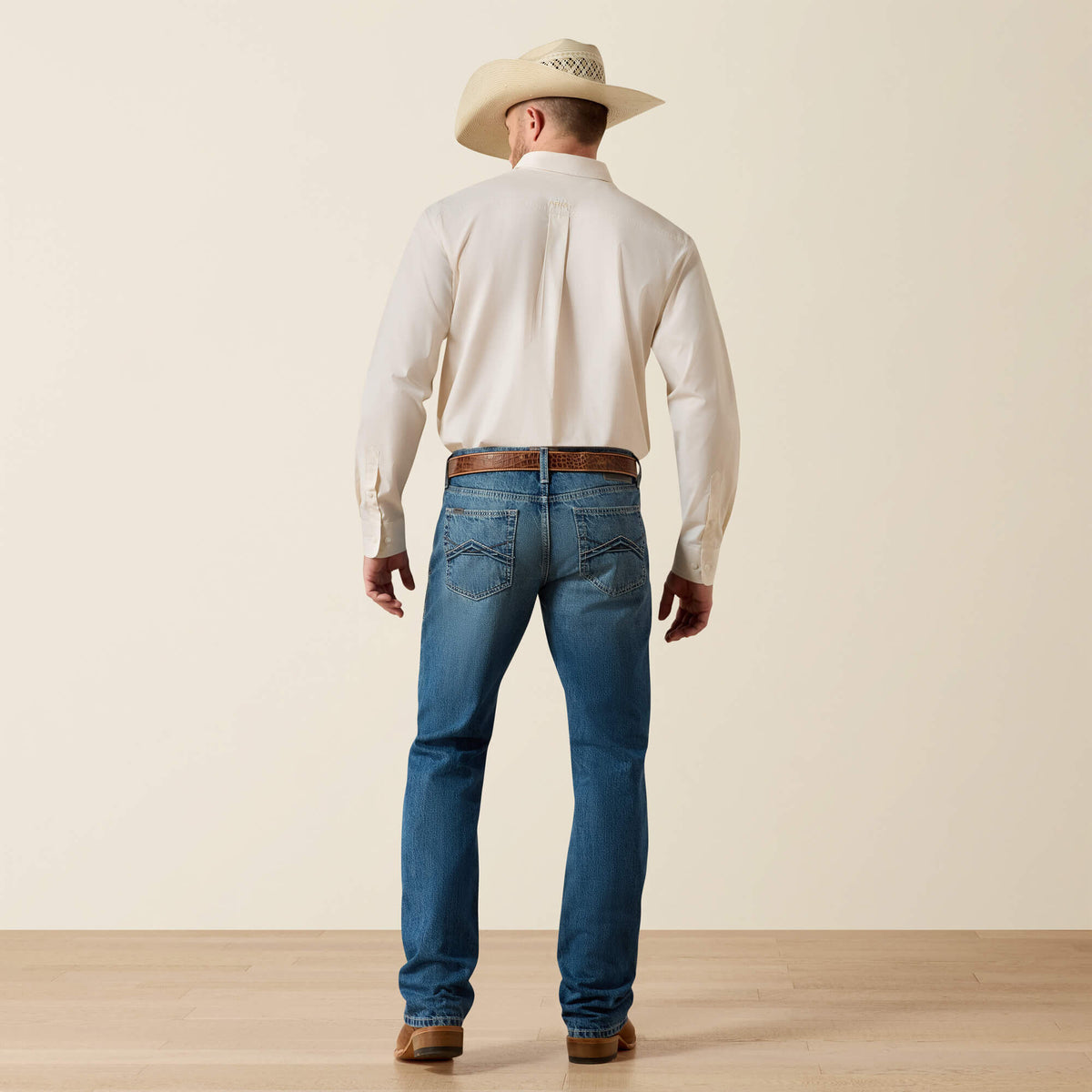 M4 Relaxed Butler Straight Leg Jeans - Ariat Deals