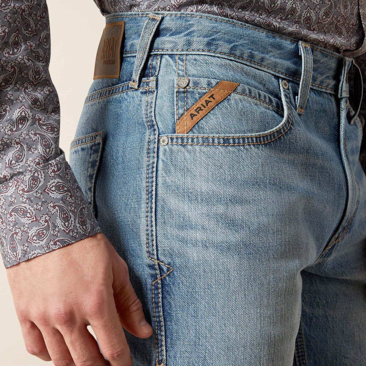 M5 Straight Gilroy Straight Leg Jean - Ariat Essential