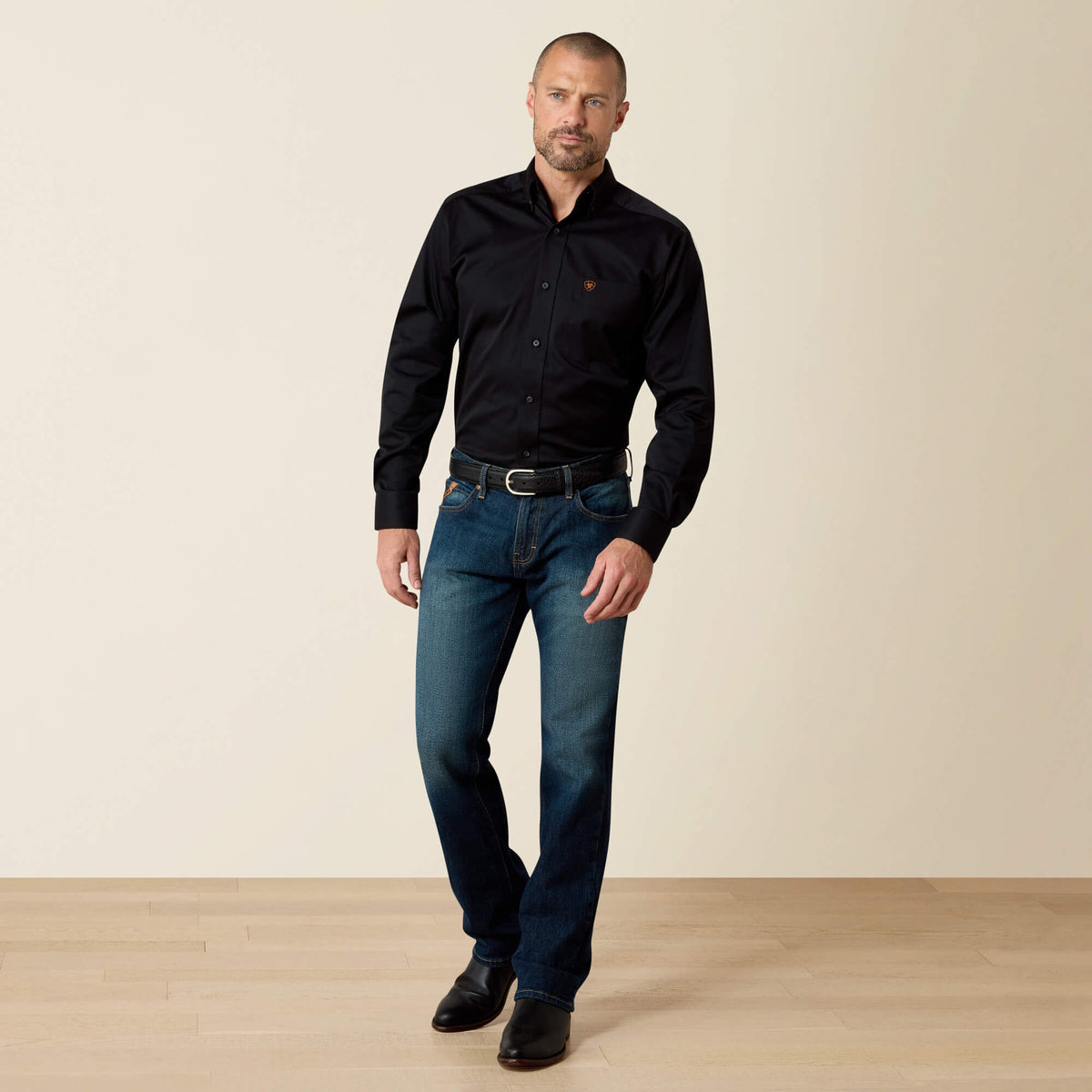 Solid Twill Fitted Shirt - Ariat Trusted