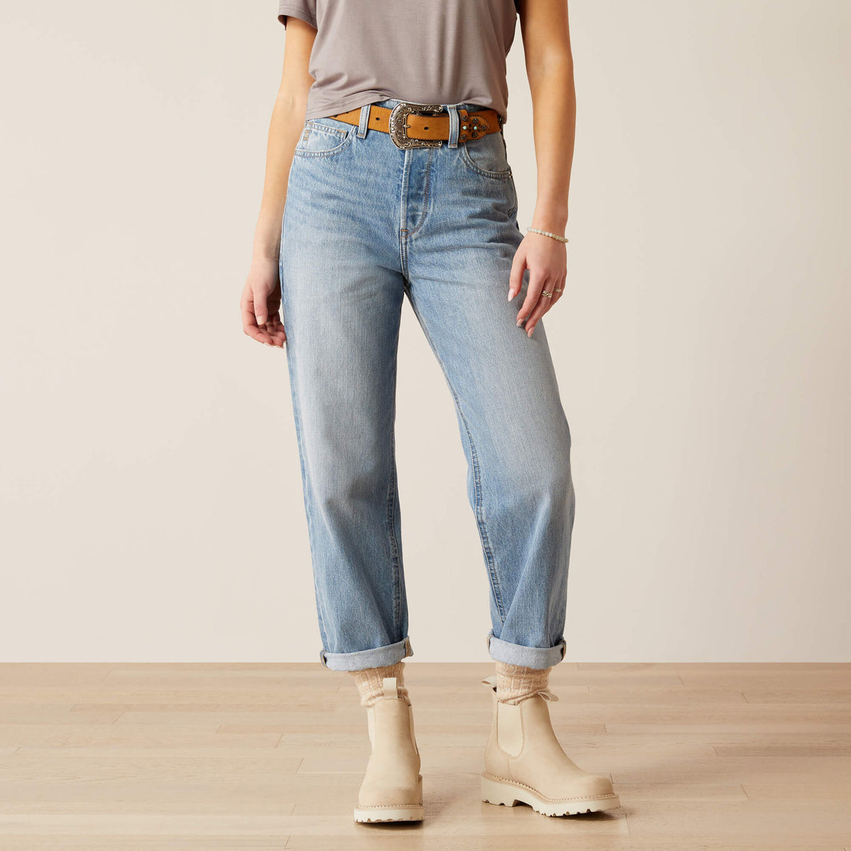 Ultra High Rise Tomboy Straight Leg Jeans - Ariat Sale