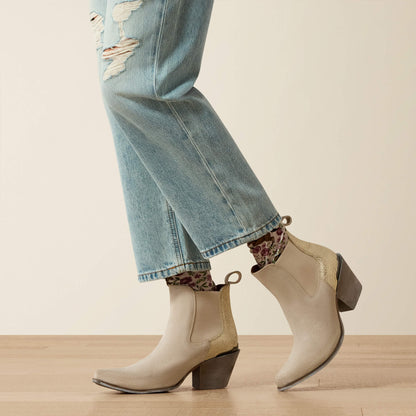 Ultra High Rise Tomboy Relaxed Straight Leg Jeans - Ariat Everyday
