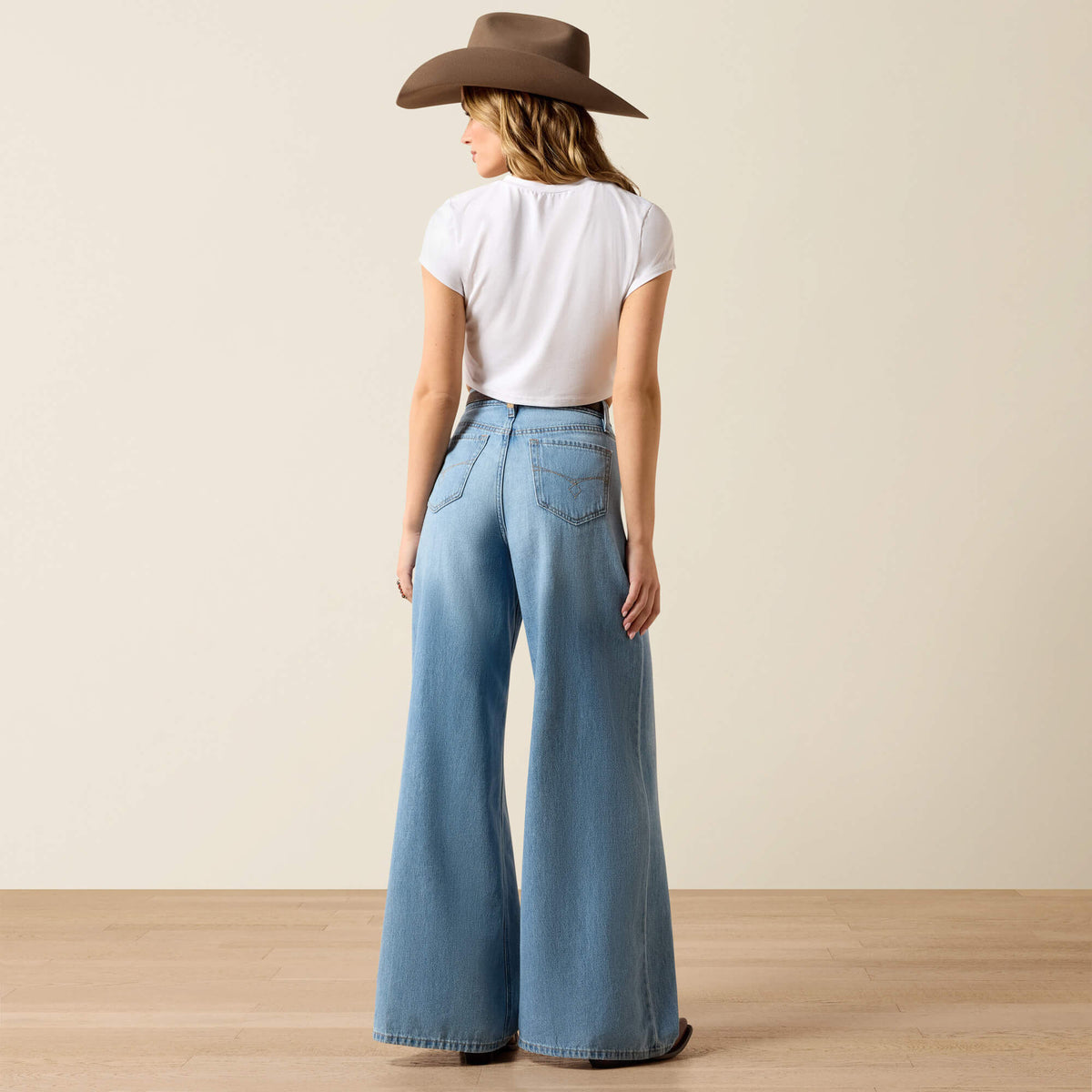Ultra High Rise Calamity Comfort Wide Leg Jeans - Ariat Latest