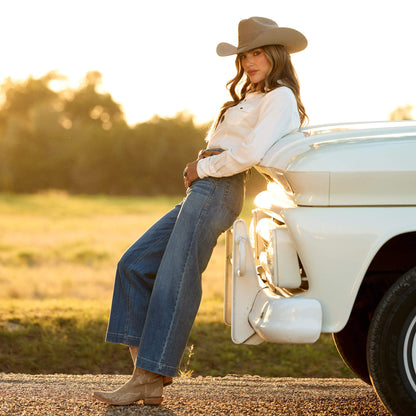 Perfect Rise Jazmine Wide Leg Crop Jeans - Ariat Trending