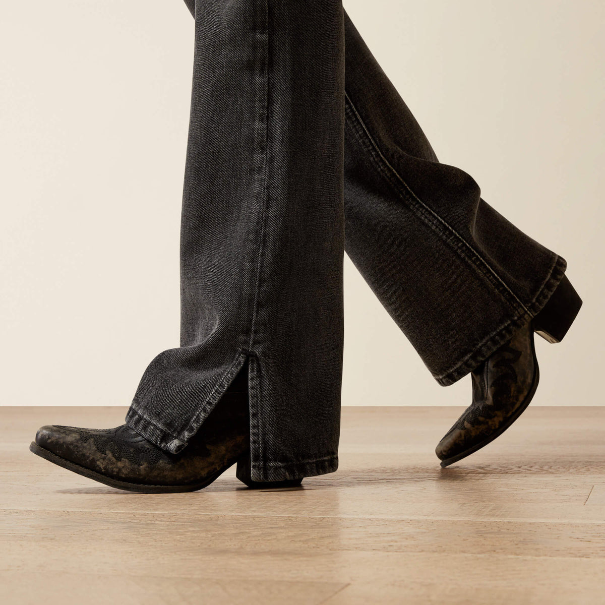 Ultra High Rise Cheyenne Yoke Tomboy Boot Cut Jean - Ariat Discount