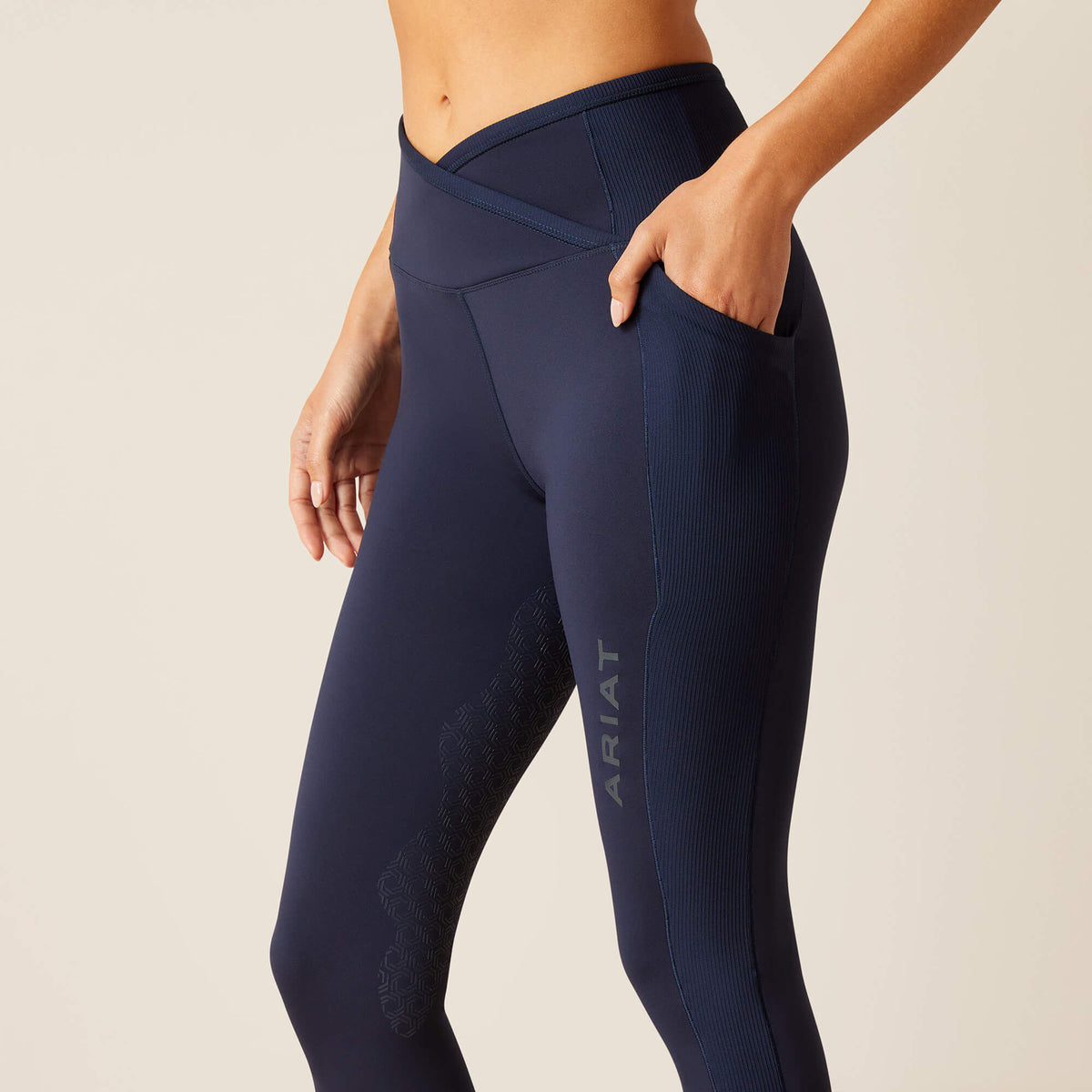 Eos Chic Half Grip Tight - Ariat Trusted
