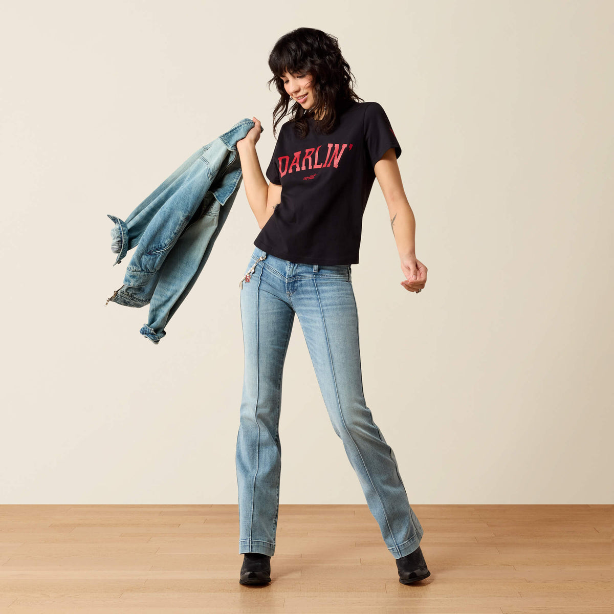 Collegiate Darlin T-Shirt - Ariat Hot Sale