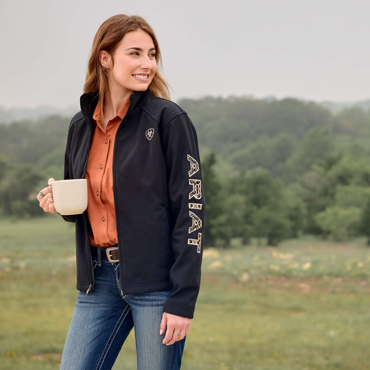 Ariat Logo Softshell Jacket - Ariat Smart Buy