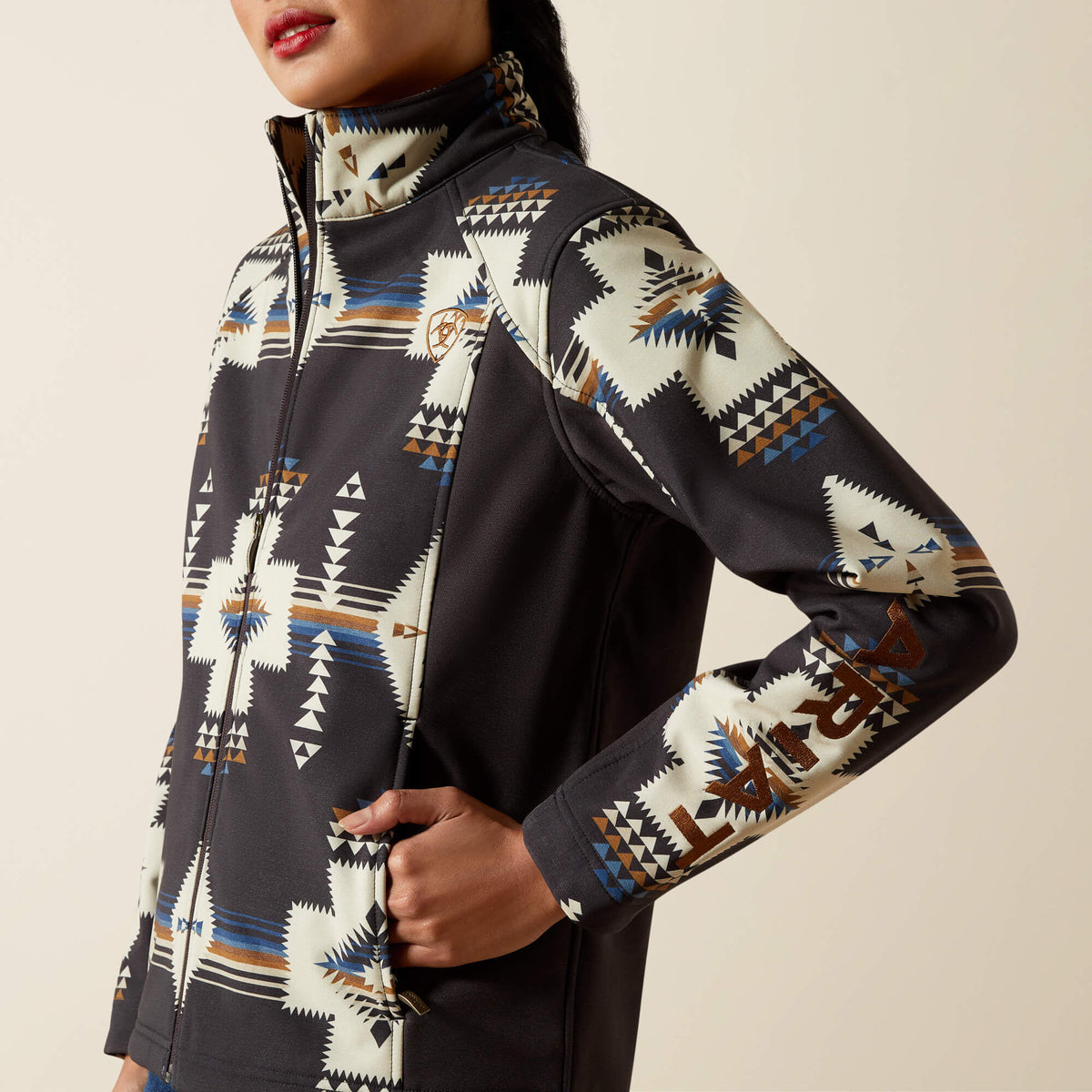 Ariat Logo Softshell Print Jacket - Ariat Great Value