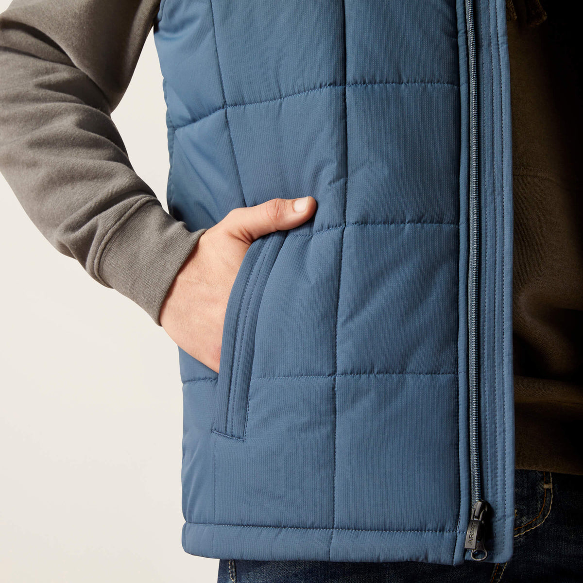 Crius Insulated Vest - Ariat Classic