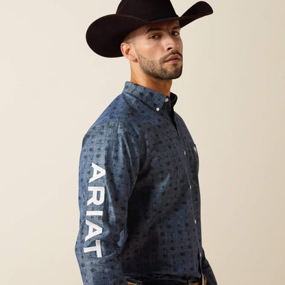 Team Wael Fitted Shirt - Ariat Smart Buy