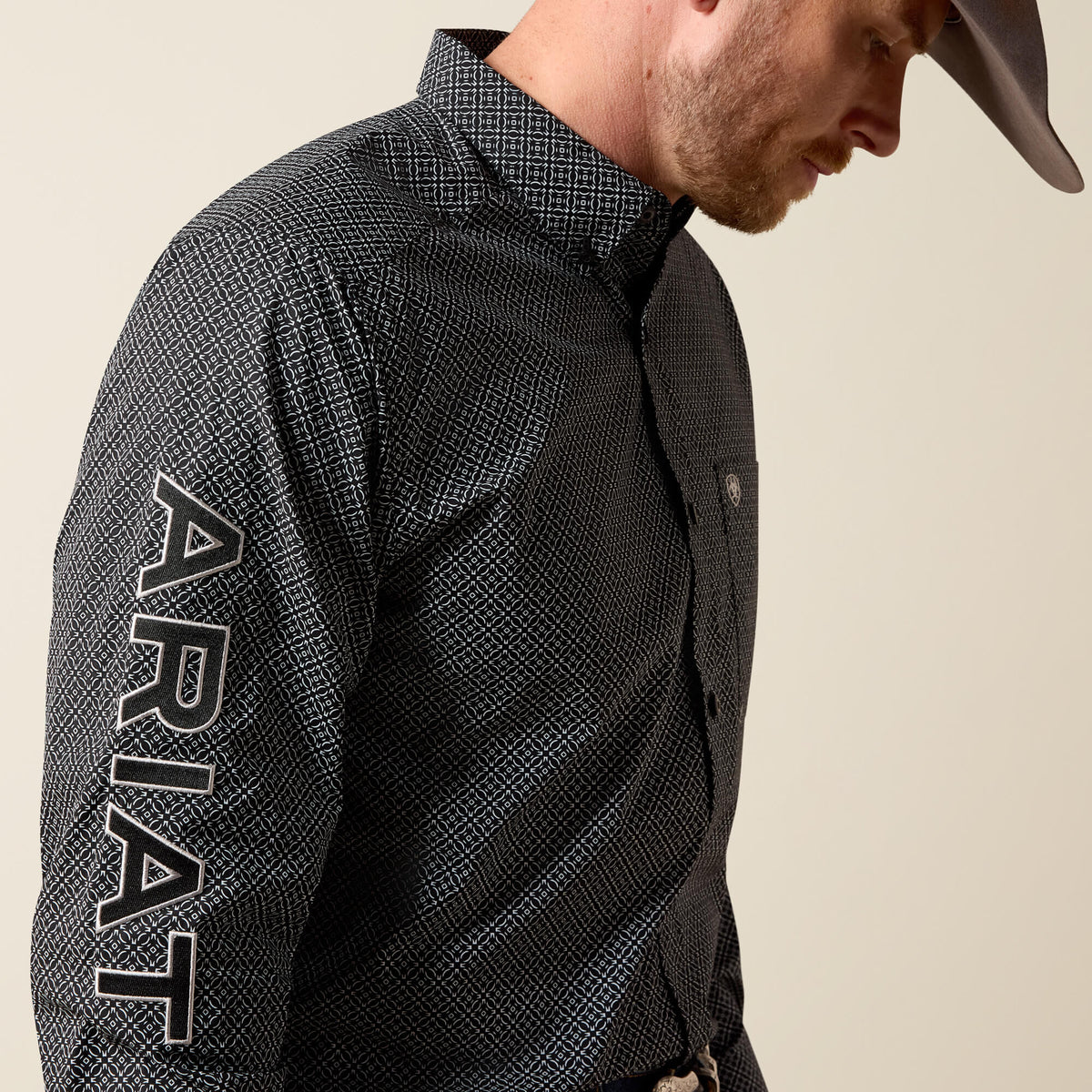 Team Dariel Fitted Shirt - Ariat Customer Favorite